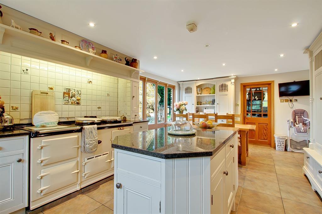The property is located on Wexham Street. Images via Rightmove