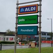 Traffic chaos on Aldi opening weekend due to temporary traffic lights in place